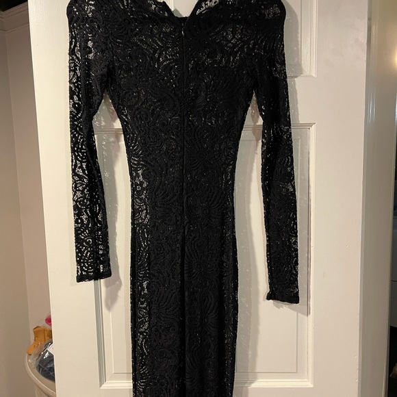 SHEER MESH SEE THROUGH DRESS WITH SLIT IN THE BACK BRAND NEW - Picture 8 of 13
